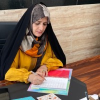 مینا نوروزی